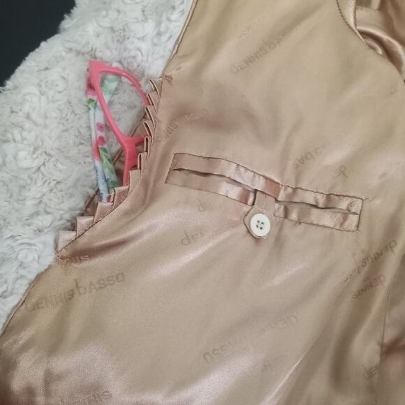 Dennis Brasso Faux Fur Coat Rosette Pattern XS Creamy Tan Gold Satin Pockets - Picture 10 of 14